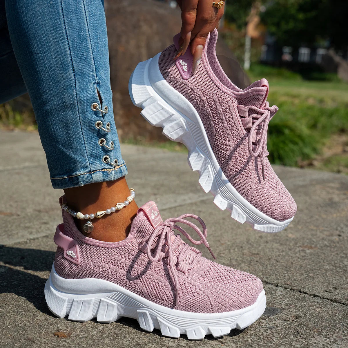 Women’s Breathable Knitted Walking Shoes