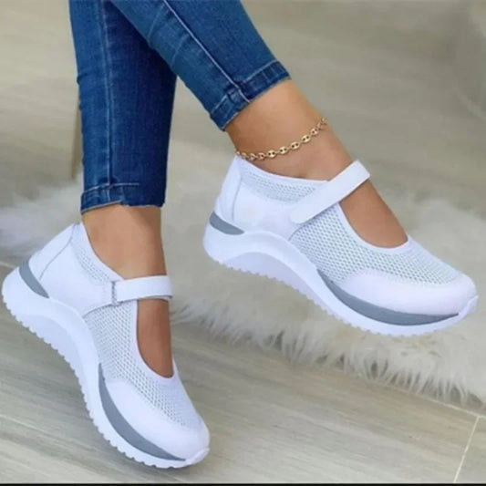 Women casual shoes