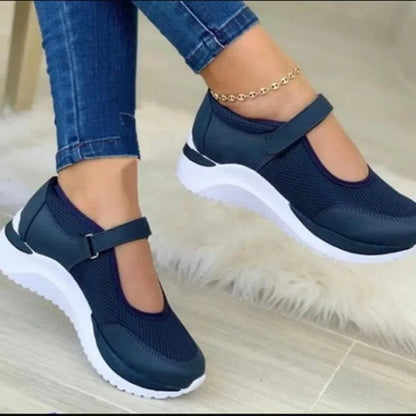 Women casual shoes