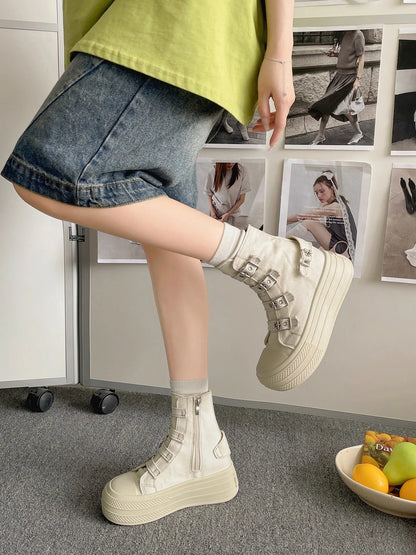 Buckle Strap Zip Simplicity